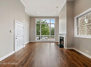 630 N May St APT 1, Chicago, IL 60642