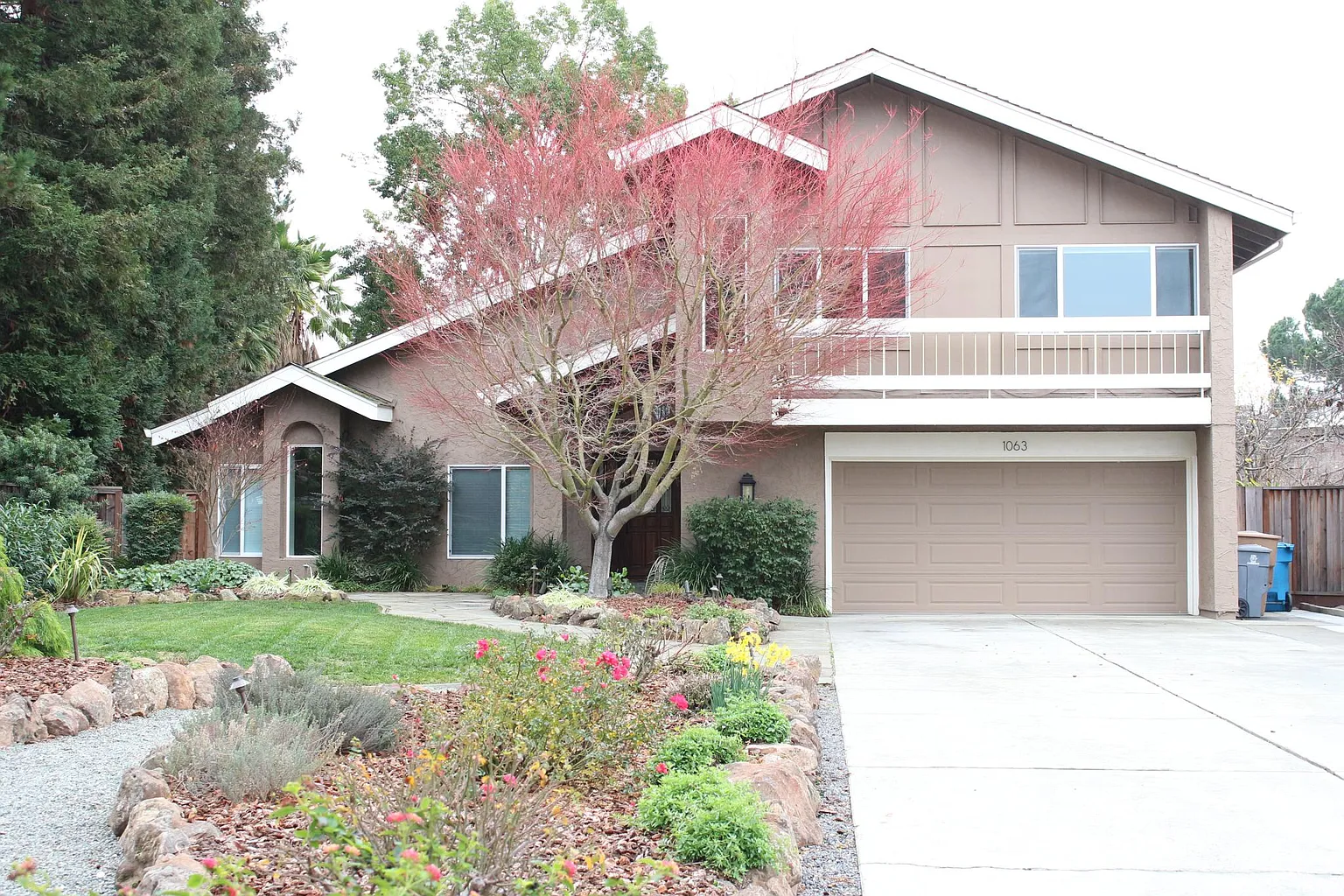 1063 Tuscany Pl photo 1