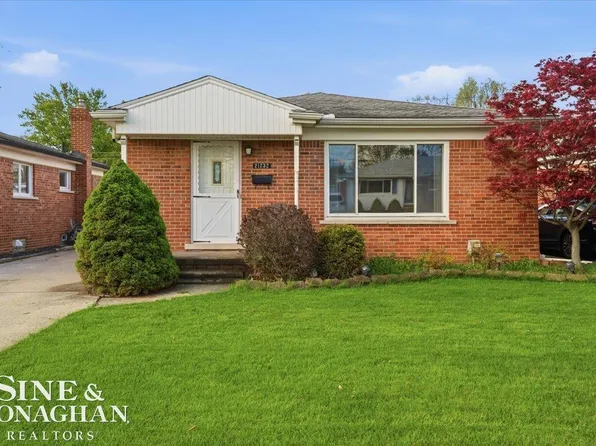 21232 Ardmore Park Dr, Saint Clair Shores, MI 48081