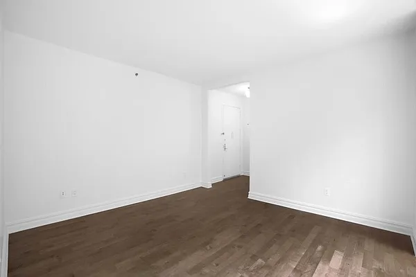 Rented by Park River | media 18