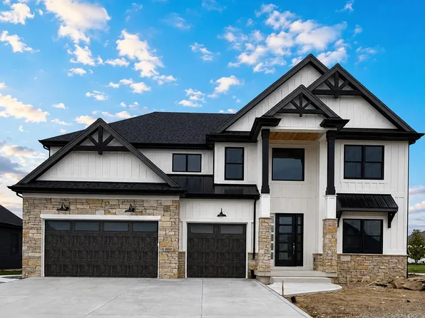 13350 Camas Dr, Saint John, IN 46373