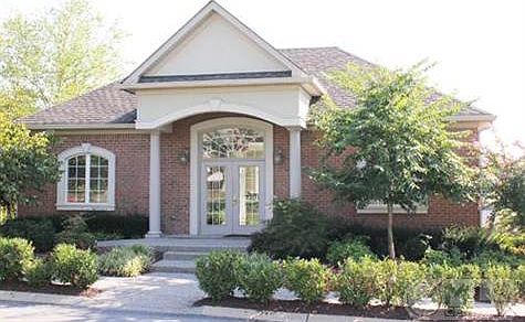 5th image of 1006 Peck Pl