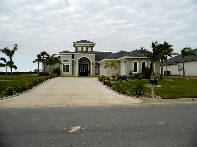 1st image of 70 Whooping Crane Dr
