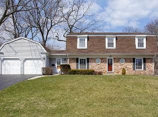 1454 Portsmouth Ct, Northbrook, IL 60062
