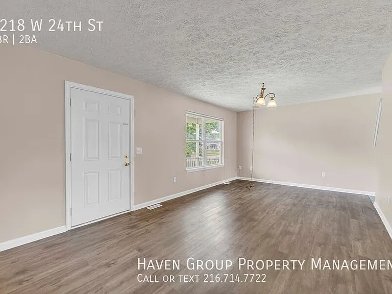 1218 W 24th St — Photo 3