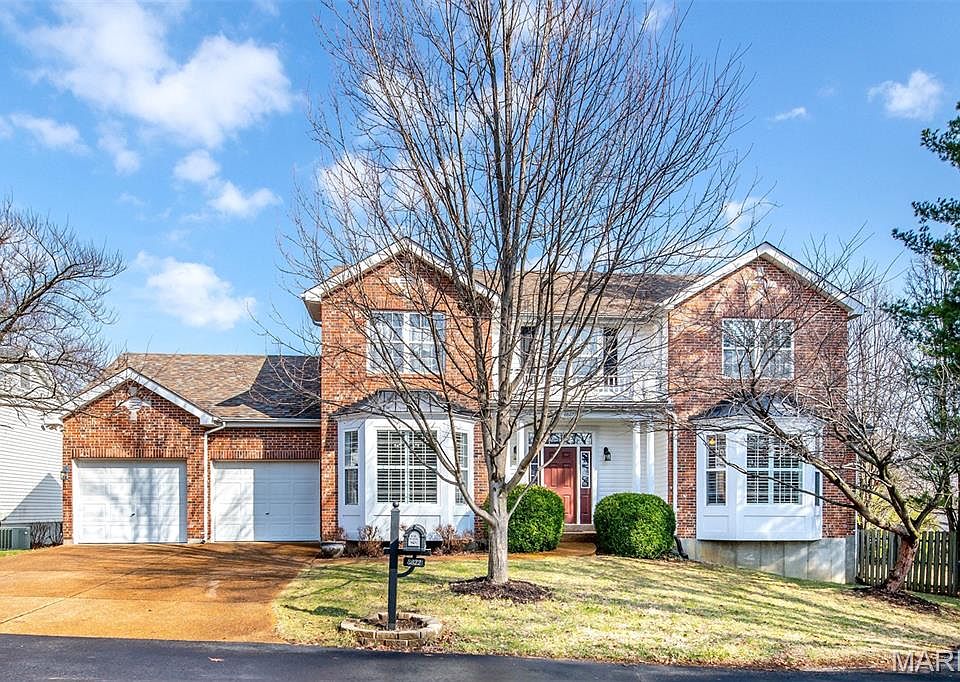 1st image of 8822 Lynn Ln