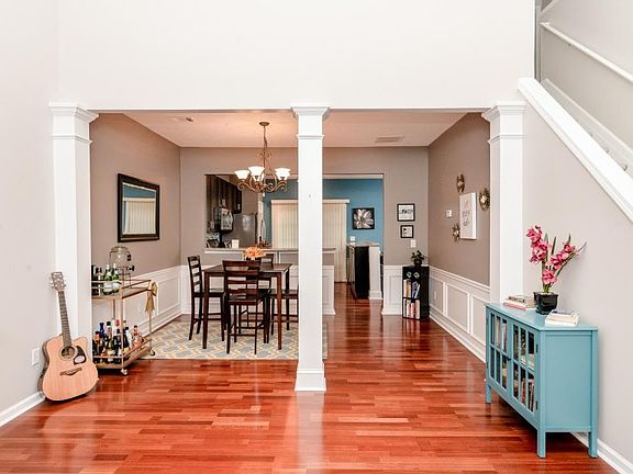 3rd image of 141 Kenninghall Ct SE Unit 8/39