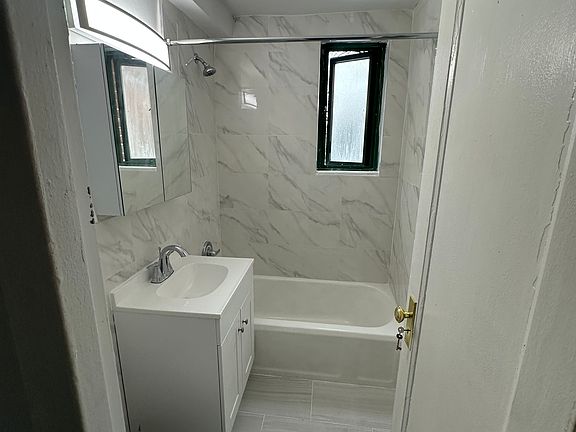 2nd image of 1504 Metropolitan Ave APT 4E