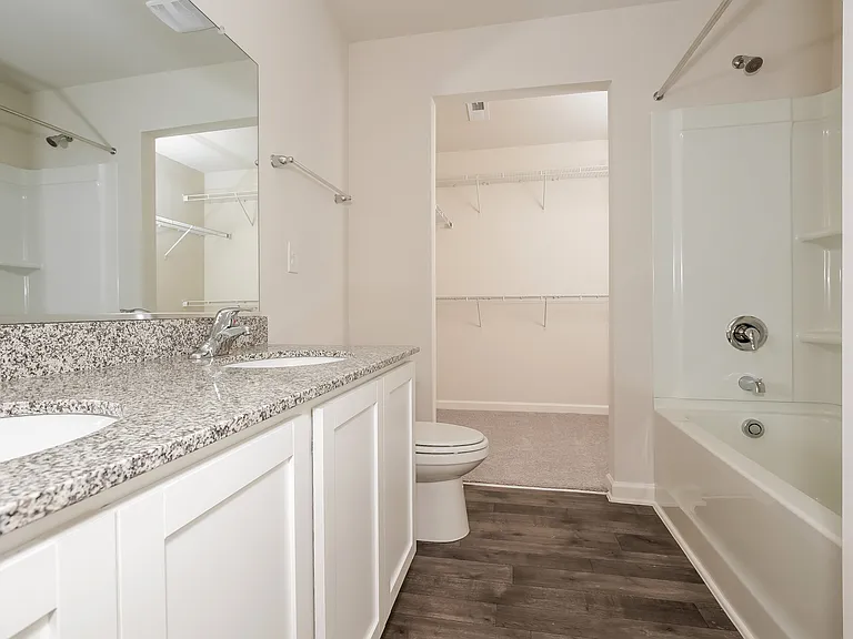 207 Pleasant Willow Pl — Photo 11