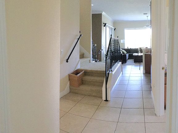 4th image of 423 Largovista Dr