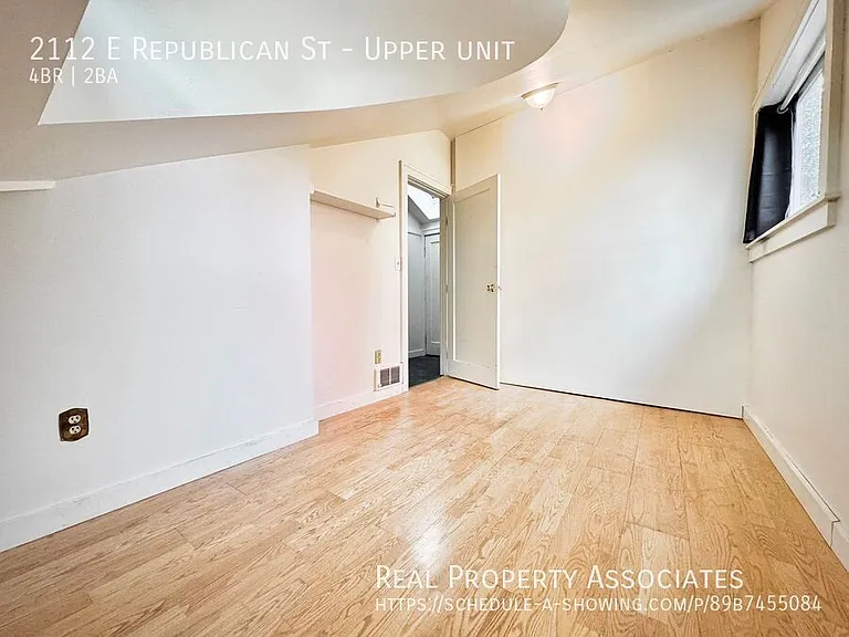 2112 E Republican St #UPPER — Photo 19