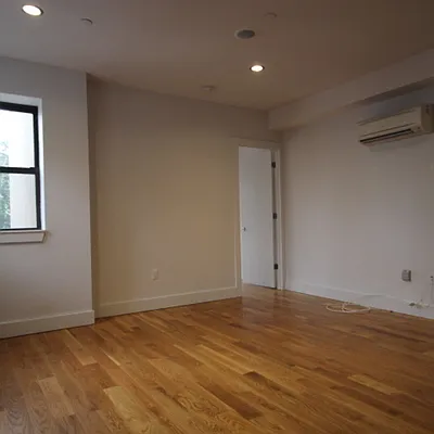 Rented by Nooklyn NYC LLC | media 30