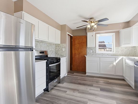 5th image of 2330 177th St