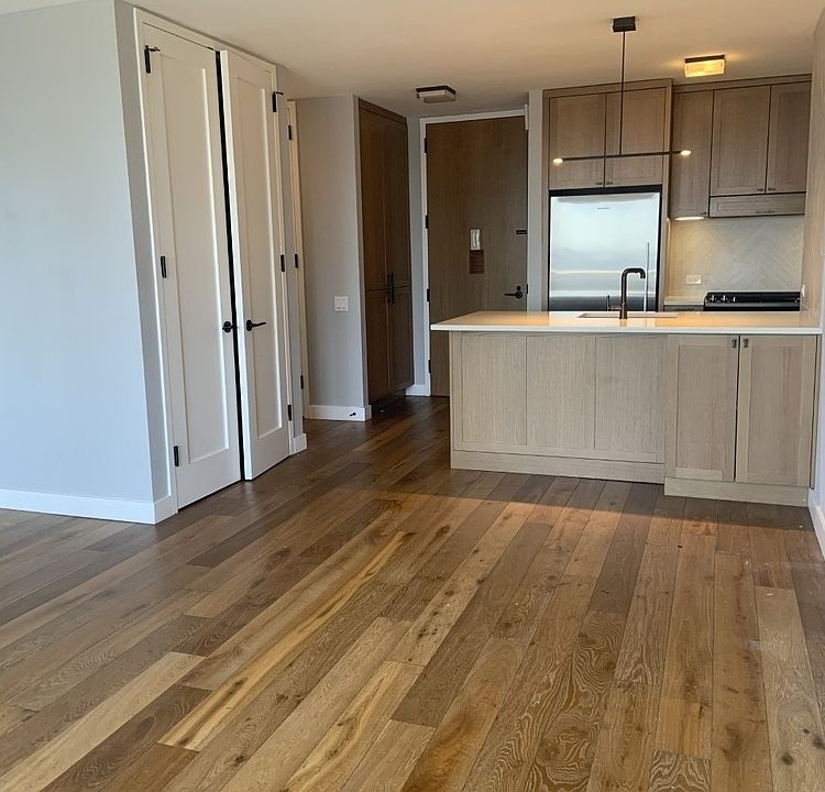 1st image of 560 W 43rd St #41C****