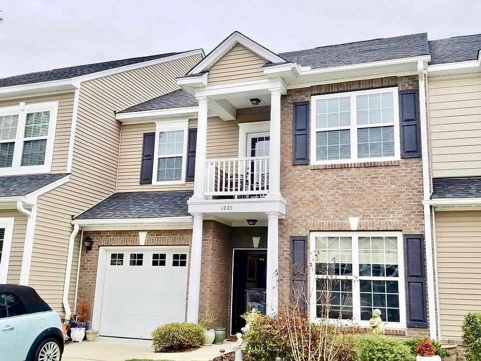 1st image of 1220 Circle Oaks Dr