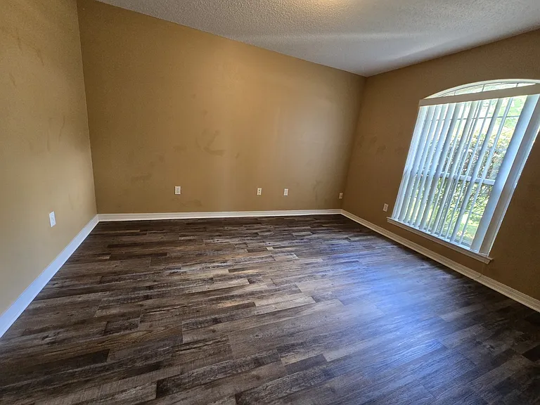 4219 Spindlewick Dr — Photo 13