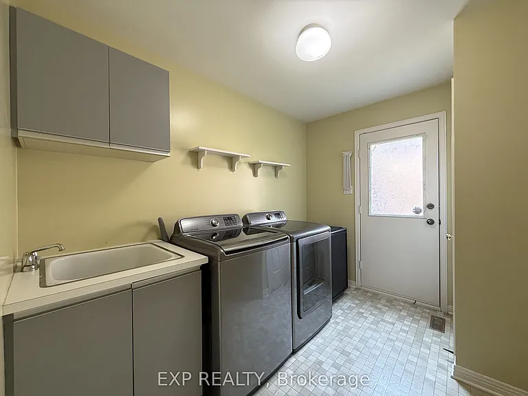 40 Cranberry Ln — Photo 13