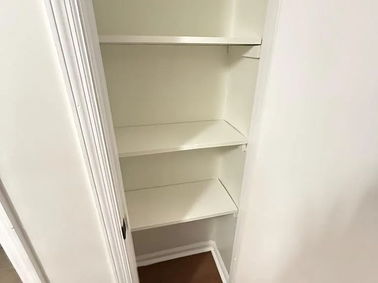 101 Ellen Dr — Photo 12
