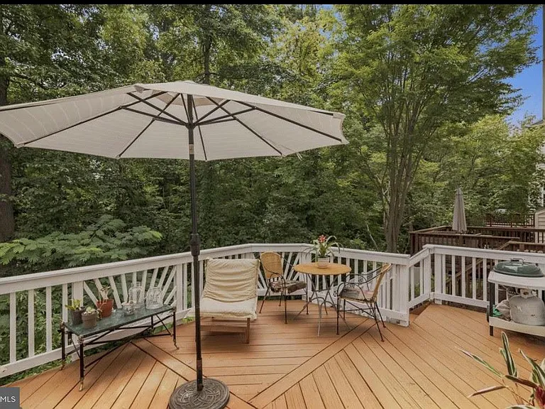 7011 Stone Inlet Dr — Photo 34