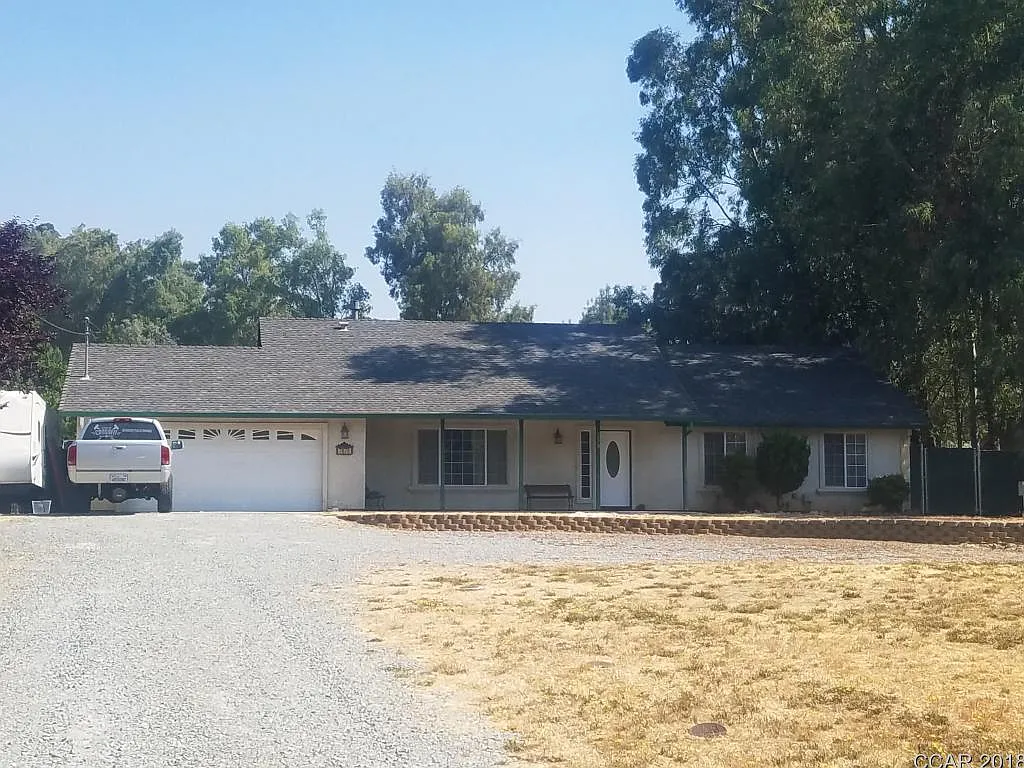 7670 Kirby St photo 1