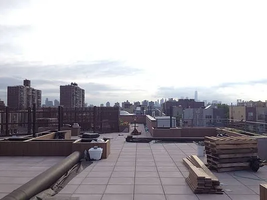 Rented by Full Time Management | media 24