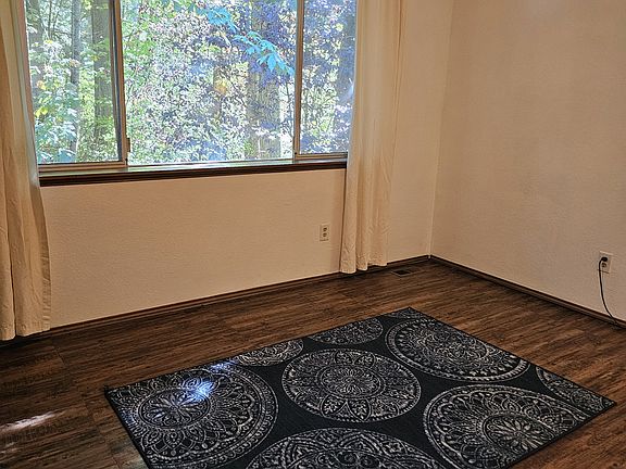 3rd image of 13319 15th Avenue Ct E Room 1