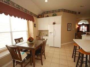 207 Rolling Springs Ln, Dickinson, TX 77539