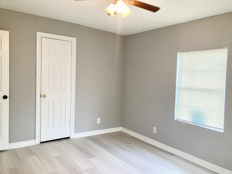 6103 Sherwood Dr — Photo 9