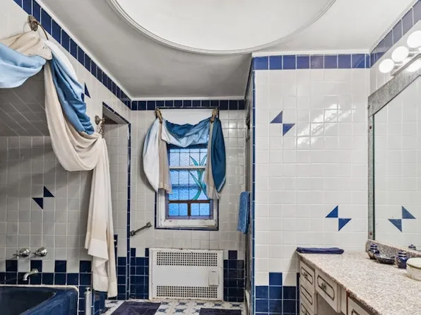 1702 East 28th Street image 13 of 16