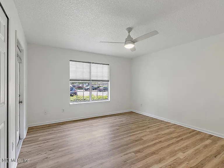 900 Ironwood Dr #917 — Photo 10