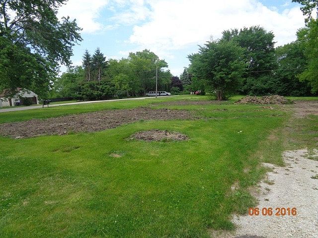 2nd image of 38792 N Green Bay Rd