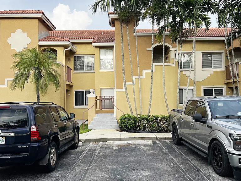 Beautiful landscaping maintain by community