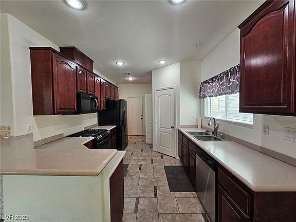 4th image of 6223 Tazewell Ct