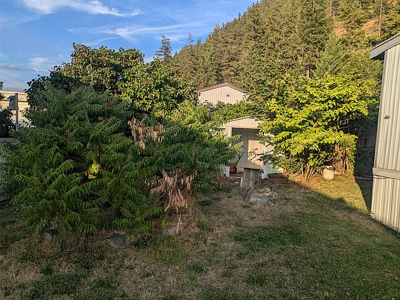 4th image of 1214 Okanagan Ave #39