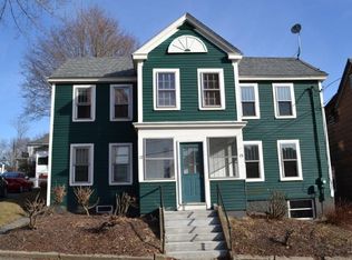 15 High St, Amesbury, MA 01913