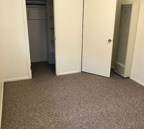 4th image of 920 S David St