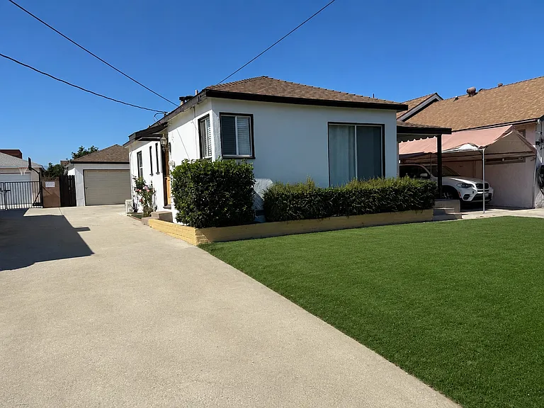 707 W Graves Ave — Photo 2