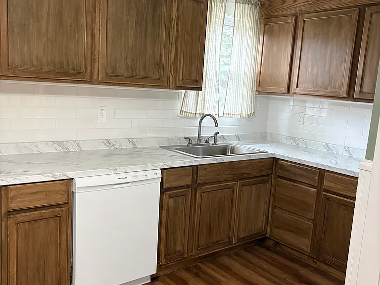 50 Stillman Ave #2 — Photo 6