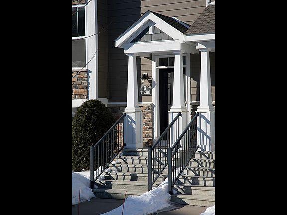 4th image of 11280 Sand Castle Dr #B