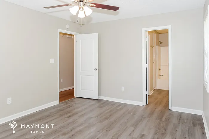 207 Cedar Creek Cir — Photo 6