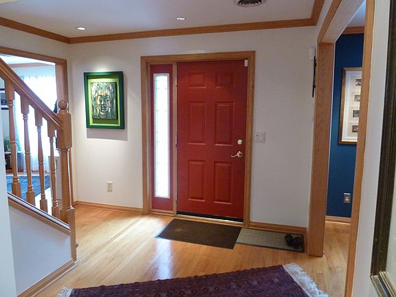 Entranceway / Foyer