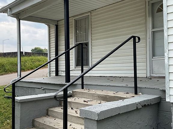 2nd image of 28 Lawn St
