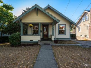 2107 28th Ave W, Seattle, WA 98199