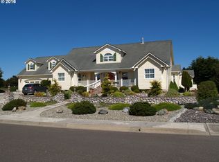 2997 Lincoln Ave SW, Bandon, OR