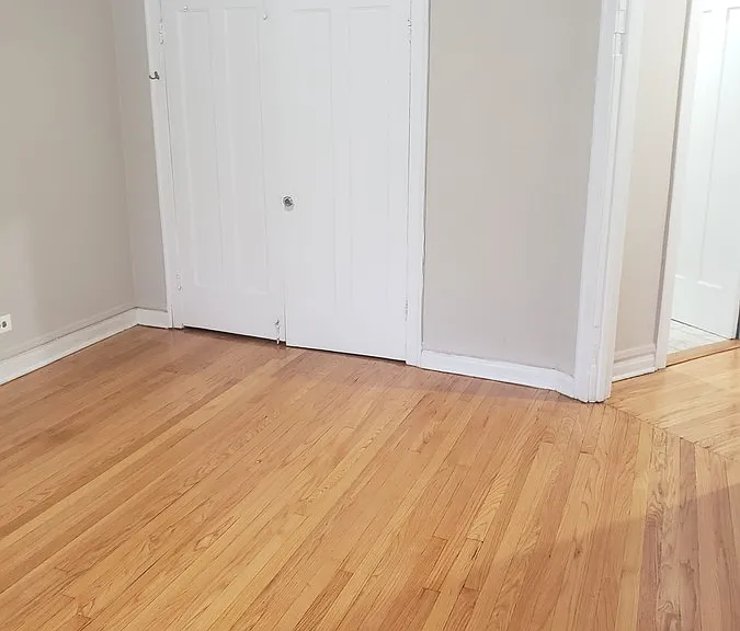4259 W Addison St — Photo 8