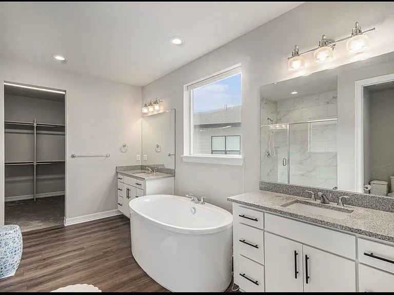 255 Rogers Ct — Photo 6