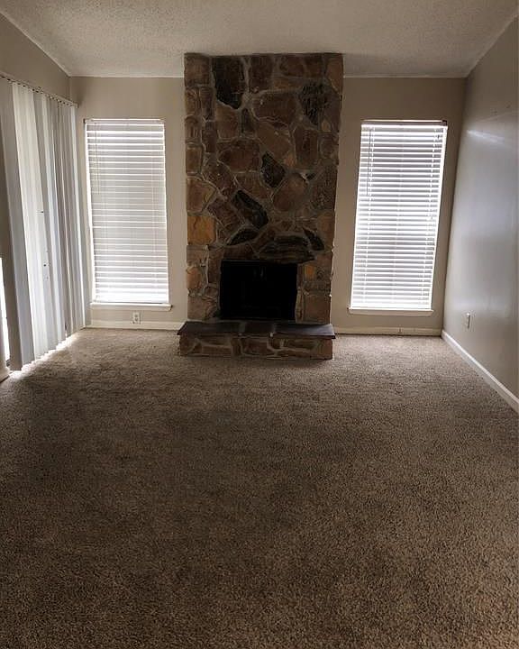 1st image of 17331 NE Red Oak Dr #42