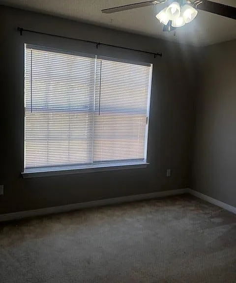 9317 E River Dr — Photo 13