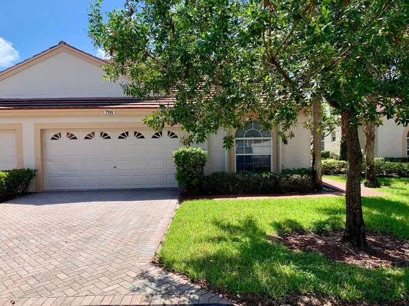 7742 Coral Lake Dr, Delray Beach, FL 33446