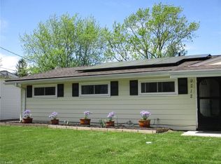 9212 Cranbrook Dr, Northfield, OH 44067